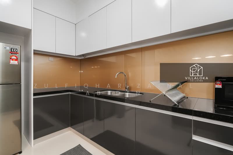 Servis Apartment untuk Disewa di The Azure Residences - Zulfiqhar Zainal Abidin - Kitchen - PropertyGuru.com.my
