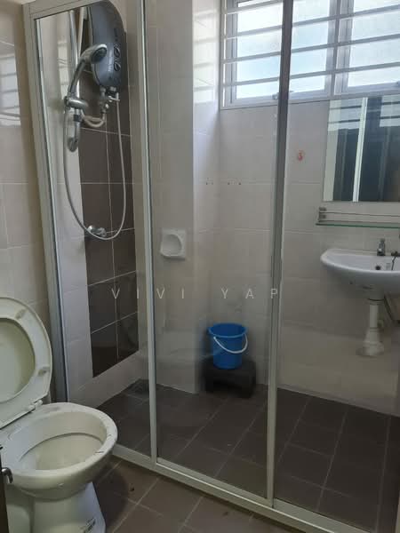 Rumah Teres 3 Tingkat untuk Dijual di Seri Kembangan (Selangor) - Vivi Yap - Bathroom - PropertyGuru.com.my
