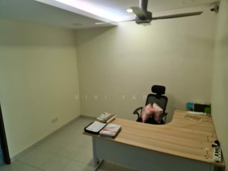 Rumah Teres 3 Tingkat untuk Dijual di Seri Kembangan (Selangor) - Vivi Yap - Study - PropertyGuru.com.my