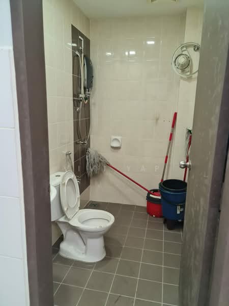 Rumah Teres 3 Tingkat untuk Dijual di Seri Kembangan (Selangor) - Vivi Yap - Bathroom - PropertyGuru.com.my