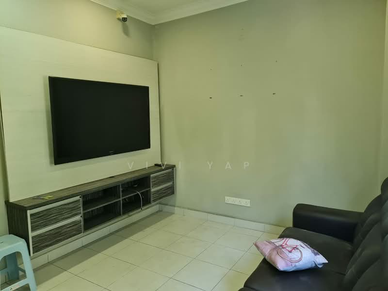 Rumah Teres 3 Tingkat untuk Dijual di Seri Kembangan (Selangor) - Vivi Yap - Living Room - PropertyGuru.com.my