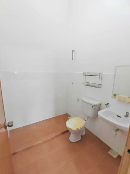 Rumah Teres 2 Tingkat untuk Dijual di Saujana Puchong (Puchong) - Evan Goh - Bathroom - PropertyGuru.com.my