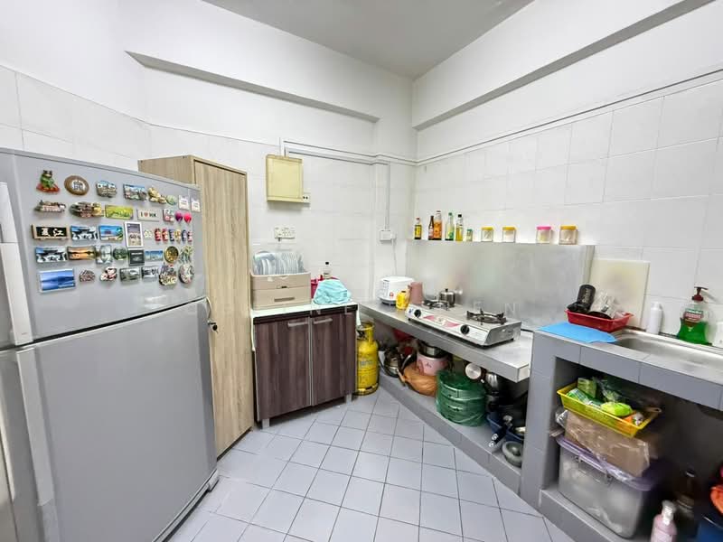 Condominium for Sale at Pasir Mutiara Condominium - Celine Chen - Kitchen - PropertyGuru.com.my