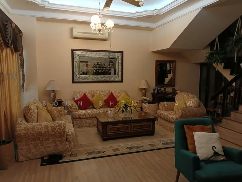Rumah Teres 2 Tingkat untuk Dijual di Seksyen 1 (Bangi) - Soon Sheng Law - Living Room - PropertyGuru.com.my