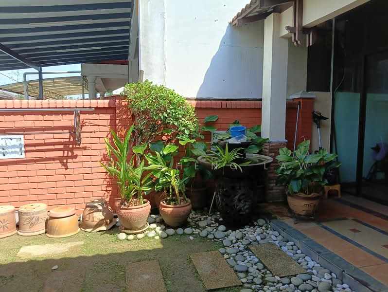 Rumah Teres 2 Tingkat untuk Dijual di Seksyen 1 (Bangi) - Soon Sheng Law - Garden - PropertyGuru.com.my