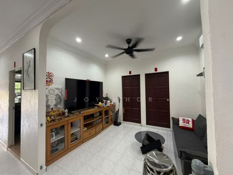 1-storey Terraced House for Sale in Machang Bubok (Bukit Mertajam) - Joy Khor - Living Room - PropertyGuru.com.my