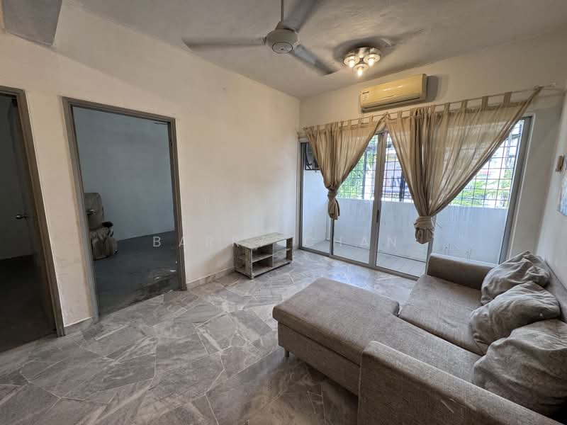Pangsapuri untuk Dijual di Taman Lembah Maju - BARRY CHAN - Living Room - PropertyGuru.com.my