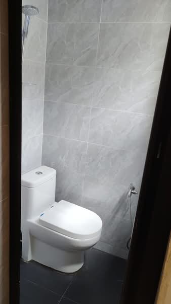 Rumah Flat untuk Dijual di Flat Pandan Jaya - Mohd Faizal - Bathroom - PropertyGuru.com.my