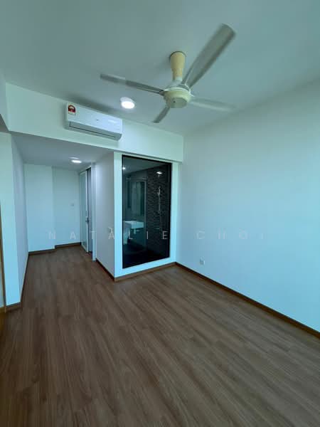 Servis Apartment untuk Dijual di The Leafz @ Dedaun - Natalie Choi - Master Room - PropertyGuru.com.my