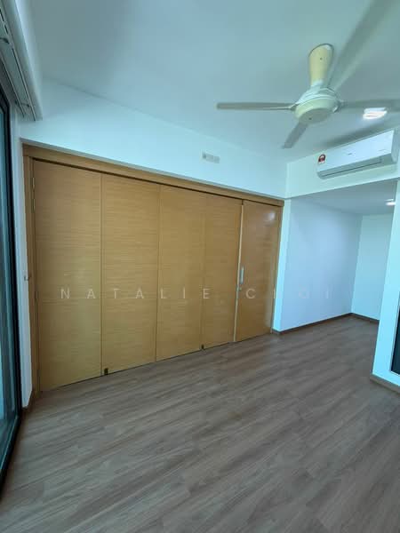 Servis Apartment untuk Dijual di The Leafz @ Dedaun - Natalie Choi - Master Room - PropertyGuru.com.my