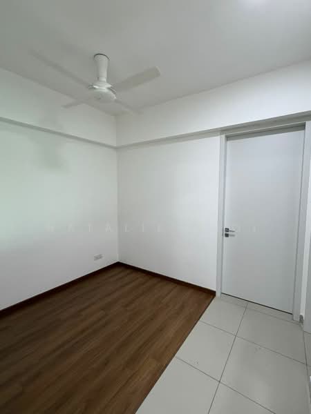Servis Apartment untuk Dijual di The Leafz @ Dedaun - Natalie Choi - study area - PropertyGuru.com.my
