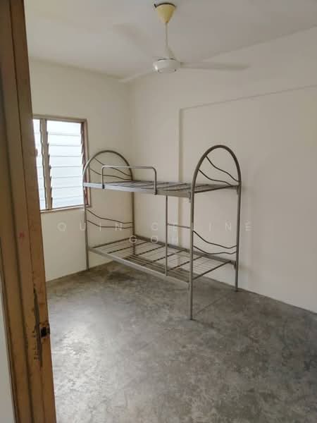 Rumah Flat untuk Disewa di Taman Nagasari - Quin Celine Goh - Bedroom - PropertyGuru.com.my