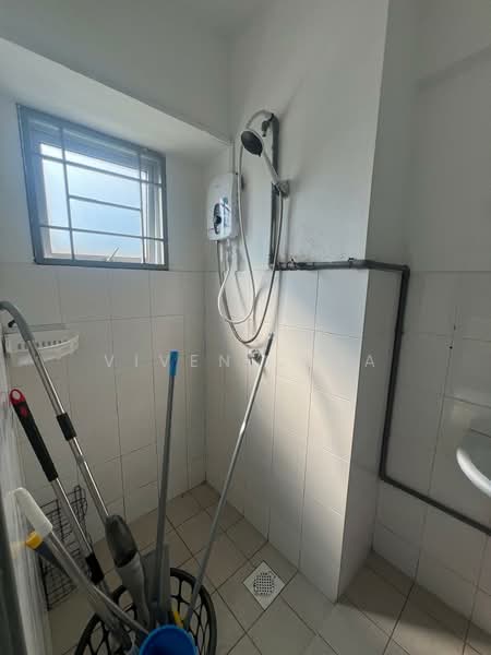Servis Apartment untuk Disewa di Axis SoHu @ Axis Pandan - Viven Chia - Bathroom - PropertyGuru.com.my
