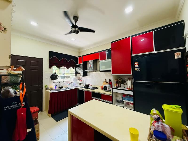 Rumah Teres 2 Tingkat untuk Dijual di Taman Idaman Murni (Labu) - Ilman Nahri - Kitchen - PropertyGuru.com.my