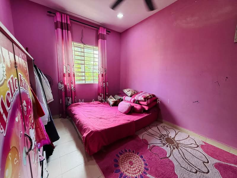 Rumah Teres 2 Tingkat untuk Dijual di Taman Idaman Murni (Labu) - Ilman Nahri - Bedroom - PropertyGuru.com.my