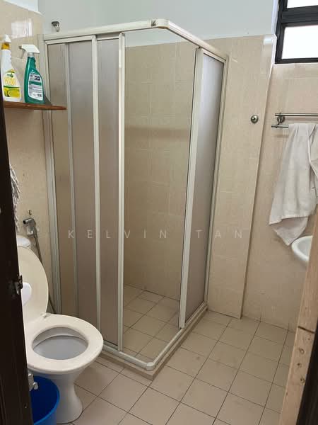 Kondominium untuk Disewa di Penhill Perdana Condominium - Kelvin Tan - Bathroom - PropertyGuru.com.my