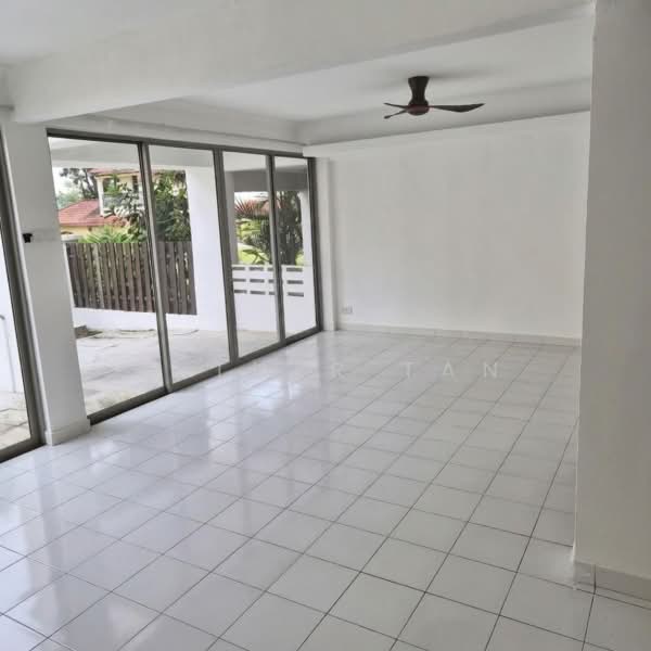 Rumah Teres 3-Tingkat untuk Disewa di Sierramas West (Sungai Buloh) - Esther Tan - Living Room - PropertyGuru.com.my