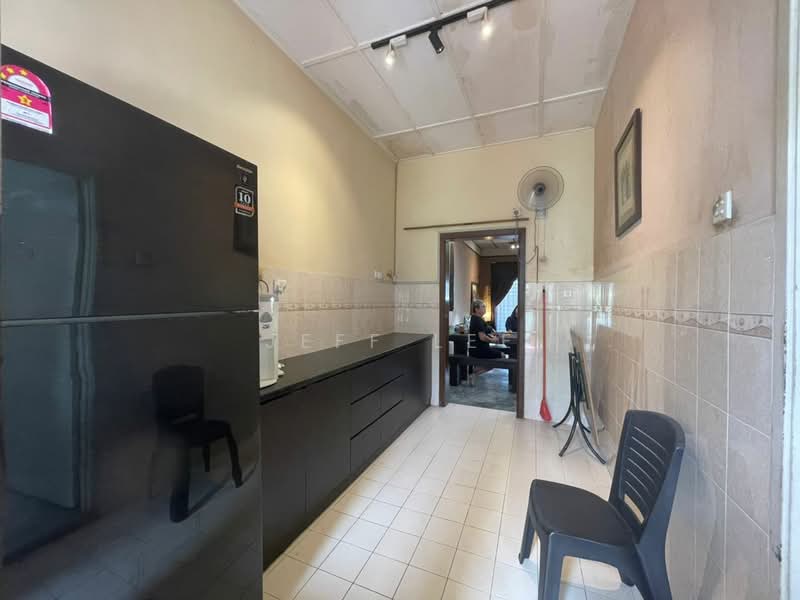 1-storey Terraced House for Sale in Taman Setia Indah (Tebrau) - Jeff Lee - Kitchen - PropertyGuru.com.my