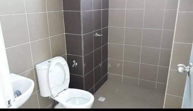 Kondominium untuk Disewa di Capri Park Condominium - Ivy Yap - Bathroom - PropertyGuru.com.my
