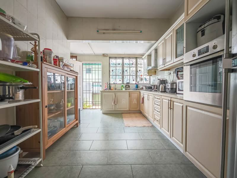 Rumah Teres 2.5 Tingkat untuk Dijual di Petaling Jaya (Selangor) - Zainul Rashid - PropertyGuru.com.my
