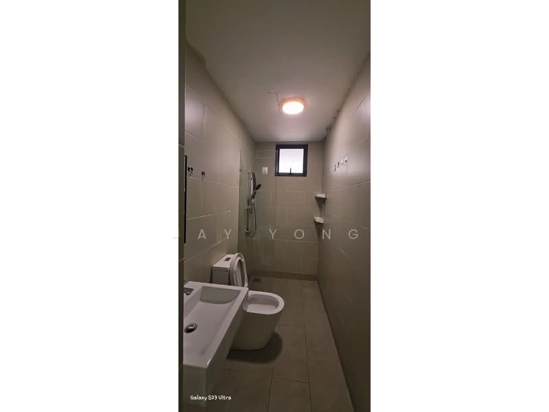 Servis Apartment untuk Disewa di Fortune Centra - Jay Yong - Bathroom - PropertyGuru.com.my
