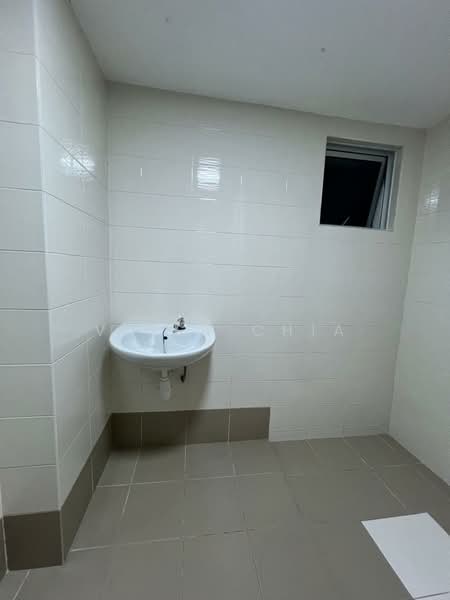 Servis Apartment untuk Disewa di Axis Crown - Viven Chia - Bathroom - PropertyGuru.com.my