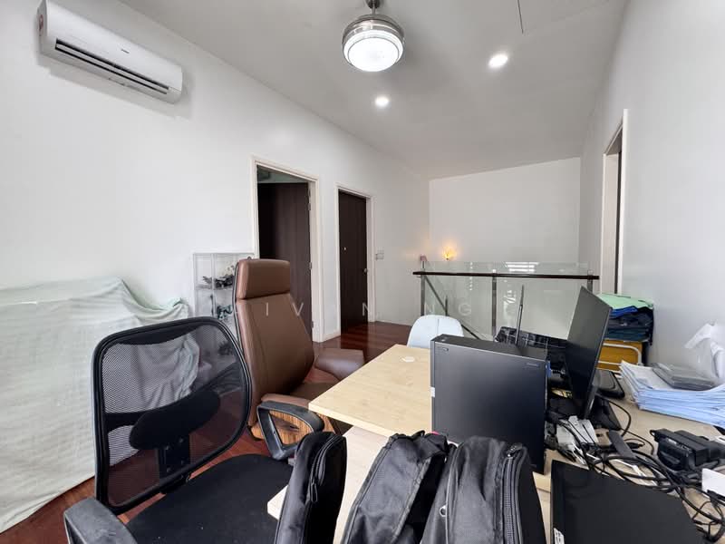 Rumah Berkembar untuk Dijual di Bandar Kinrara (Selangor) - Aivan Ng - Study - PropertyGuru.com.my