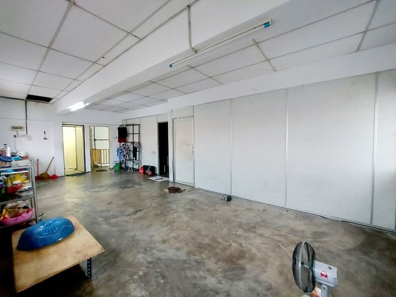 Factory for Rent in Kawasan Perindustrian Tasek (Ipoh) - Qazin Khoo - Interior - PropertyGuru.com.my