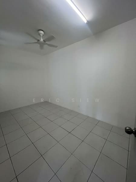 Condominium for Rent at Residensi Sateria - Eric Siew - Interior - PropertyGuru.com.my