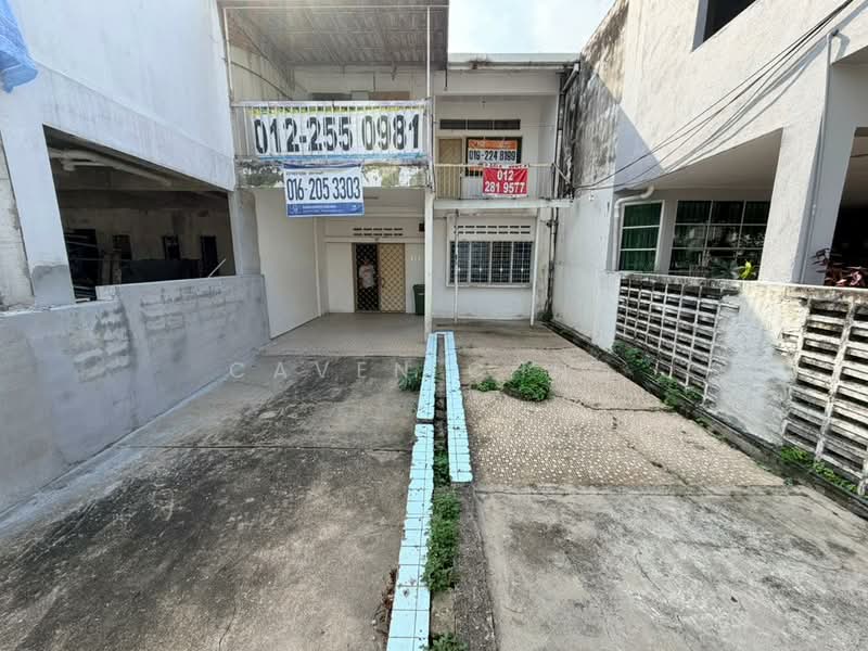 2-storey Terraced House for Sale in Jalan Klang Lama (Old Klang Road) (Kuala Lumpur) - Caven Chng - Exterior - PropertyGuru.com.my