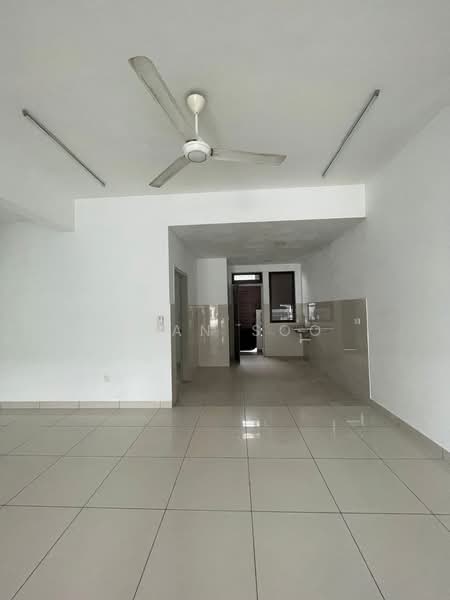 Rumah Teres 2 Tingkat untuk Dijual di Elmina (Shah Alam) - Ryan Soo - Living Room - PropertyGuru.com.my