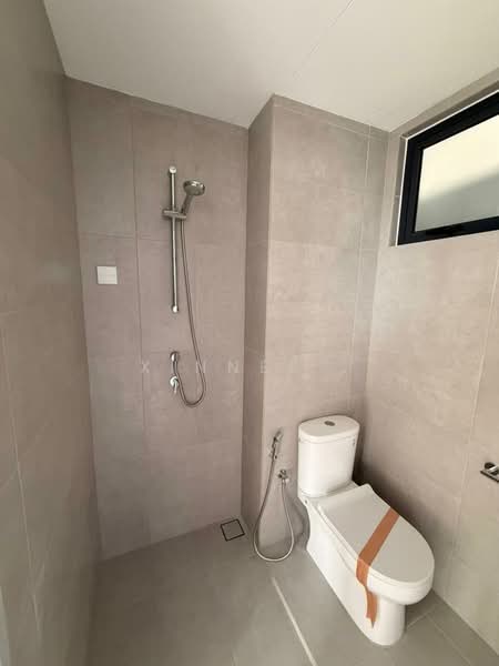 Kondominium untuk Dijual di Terraces Condominium - Xinnee . - Bathroom - PropertyGuru.com.my