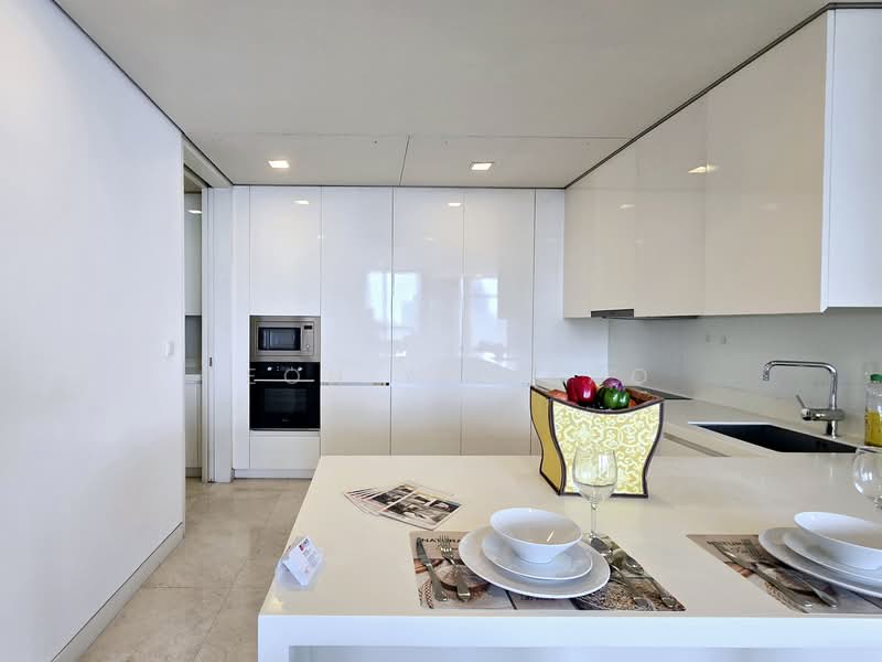 Kondominium untuk Dijual di Condominium @ The Troika - Teoh Yie Hao - Kitchen - PropertyGuru.com.my