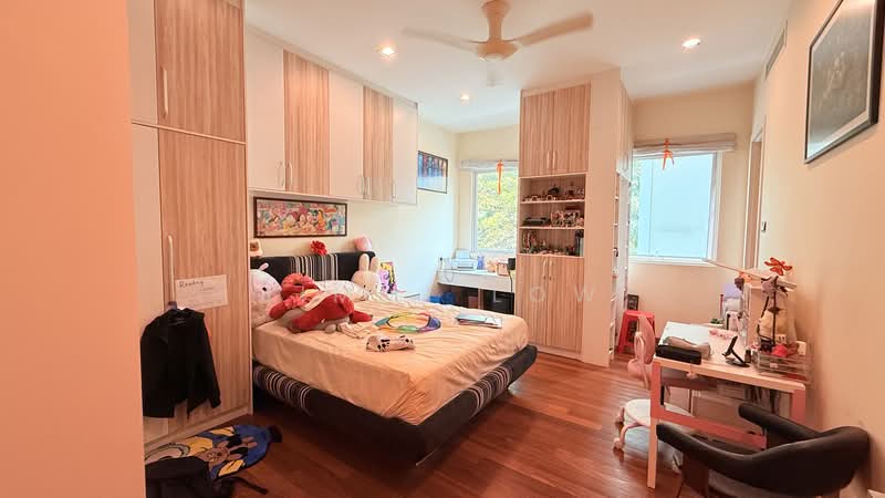 Kondominium untuk Dijual di Desa Eight - Jimmi Low - Bedroom - PropertyGuru.com.my