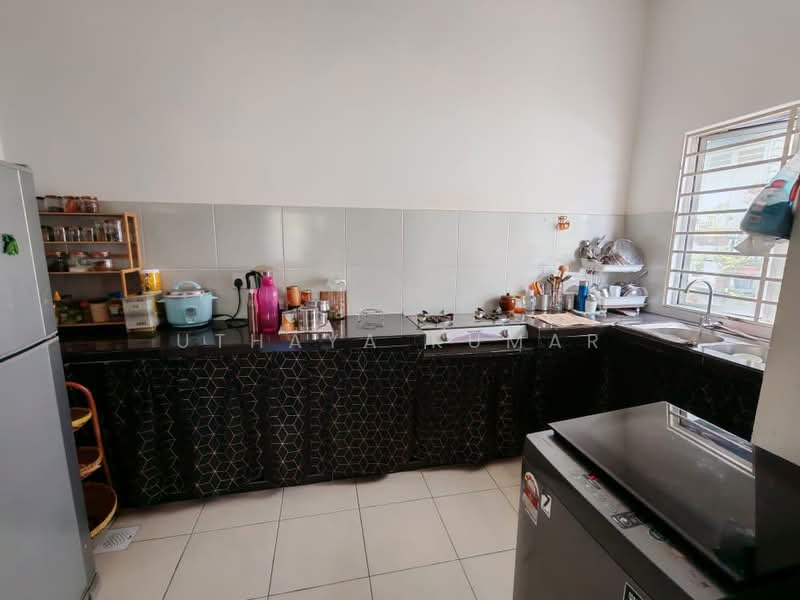 Rumah Teres 2 Tingkat untuk Dijual di Rawang (Selangor) - Uthaya Kumar - Kitchen - PropertyGuru.com.my
