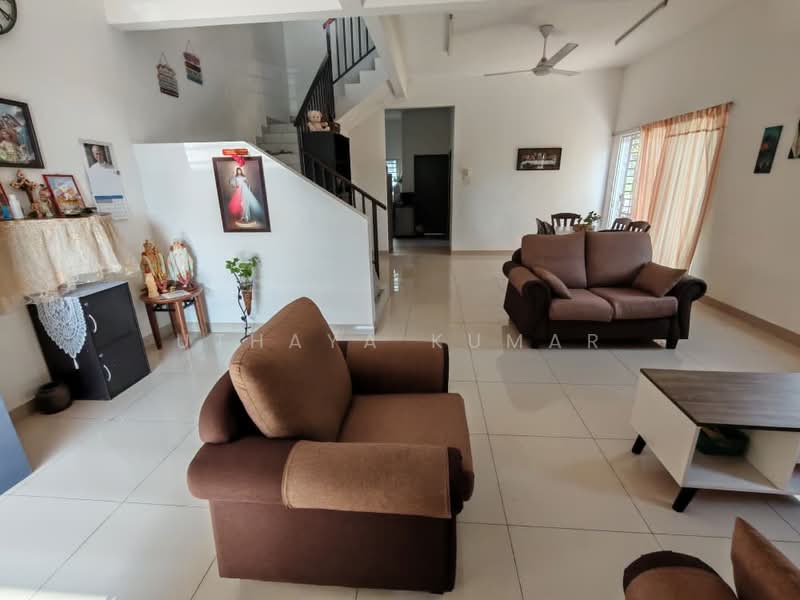 Rumah Teres 2 Tingkat untuk Dijual di Rawang (Selangor) - Uthaya Kumar - Living Room - PropertyGuru.com.my