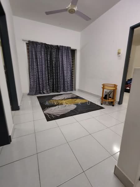 Rumah Teres 2 Tingkat untuk Dijual di Rawang (Selangor) - Uthaya Kumar - Living Room - PropertyGuru.com.my