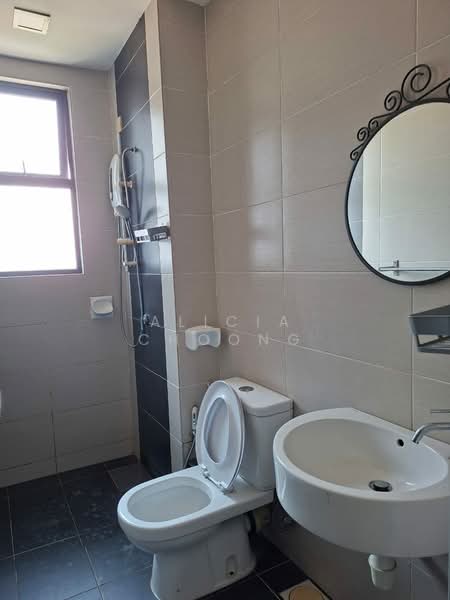 Servis Apartment untuk Disewa di Amaya Maluri - Alicia Choong - Bathroom - PropertyGuru.com.my