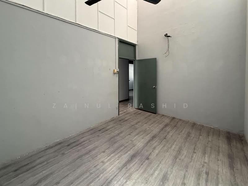 1-storey Terraced House for Sale in Kelana Jaya (Petaling Jaya) - Zainul Rashid - Interior - PropertyGuru.com.my