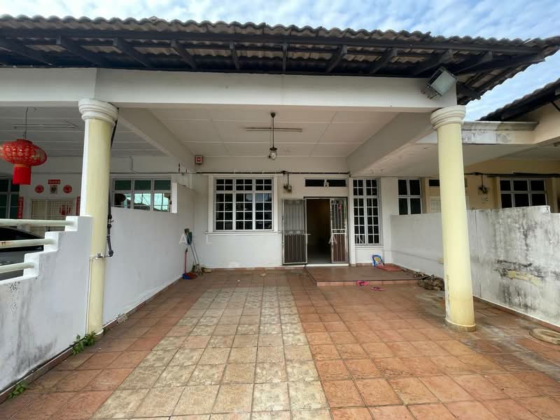 1-storey Terraced House for Sale in Bukit Sekilau (Kuantan) - Alan Tan - Exterior - PropertyGuru.com.my