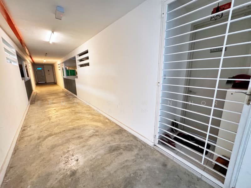 Pangsapuri untuk Dijual di D'Cerrum Apartment - Herman Sazwan Nor Rahim - Corridor - PropertyGuru.com.my