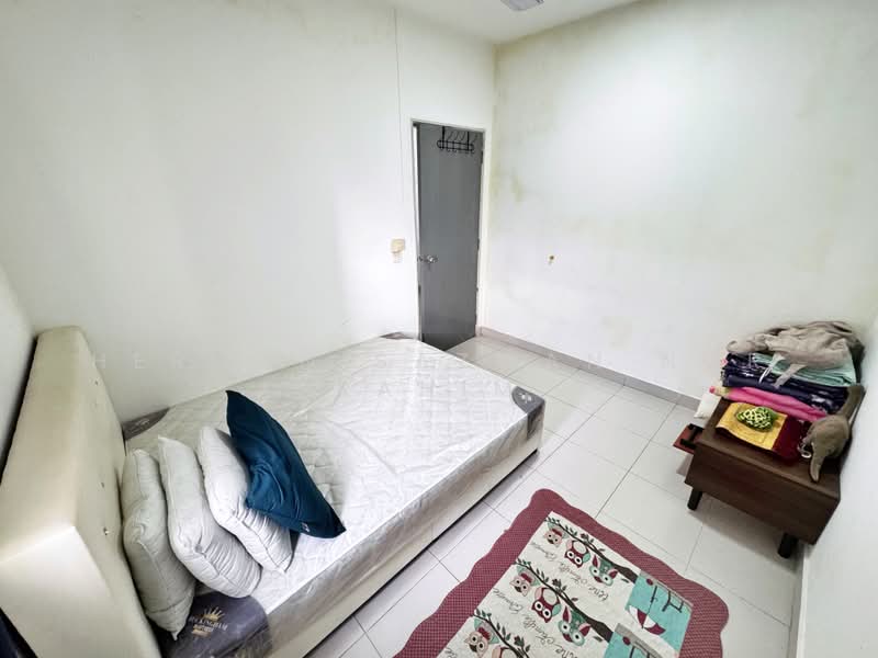 Pangsapuri untuk Dijual di D'Cerrum Apartment - Herman Sazwan Nor Rahim - Bedroom - PropertyGuru.com.my