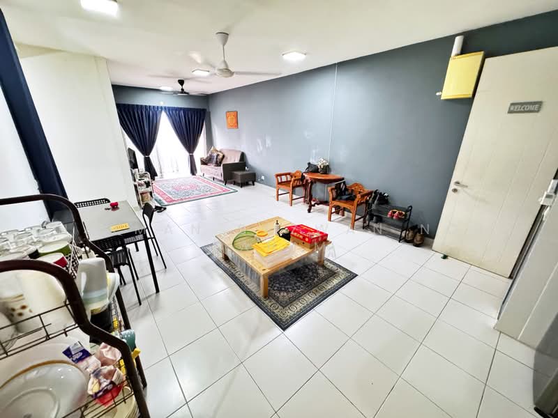 Pangsapuri untuk Dijual di D'Cerrum Apartment - Herman Sazwan Nor Rahim - Dining Room - PropertyGuru.com.my