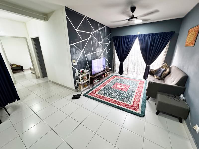 Pangsapuri untuk Dijual di D'Cerrum Apartment - Herman Sazwan Nor Rahim - Living Room - PropertyGuru.com.my