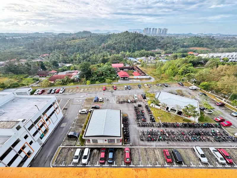 Pangsapuri untuk Dijual di D'Cerrum Apartment - Herman Sazwan Nor Rahim - Exterior - PropertyGuru.com.my