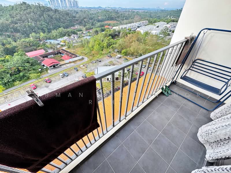 Pangsapuri untuk Dijual di D'Cerrum Apartment - Herman Sazwan Nor Rahim - Balcony - PropertyGuru.com.my