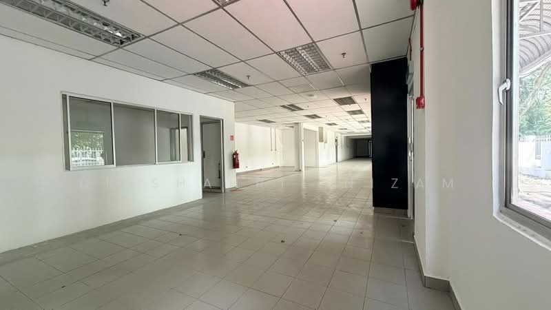 Warehouse for Rent in Shah Alam (Selangor) - Dr Shahril Nizam - Interior - PropertyGuru.com.my