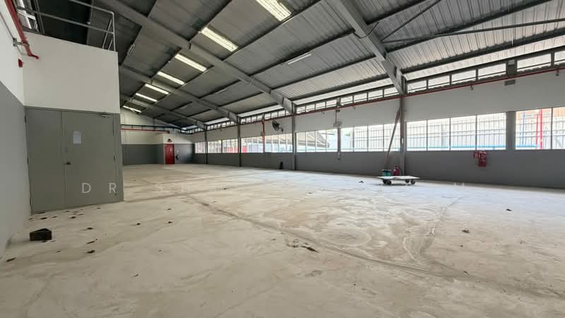 Warehouse for Rent in Shah Alam (Selangor) - Dr Shahril Nizam - Interior - PropertyGuru.com.my