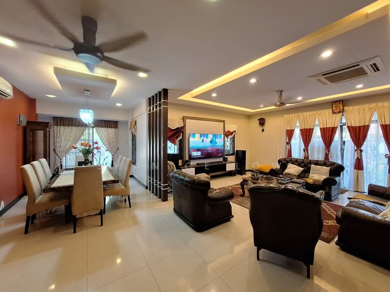 2-storey Terraced House for Sale in Bandar Puteri Puchong (Puchong) - Shanice Low - Living Room - PropertyGuru.com.my