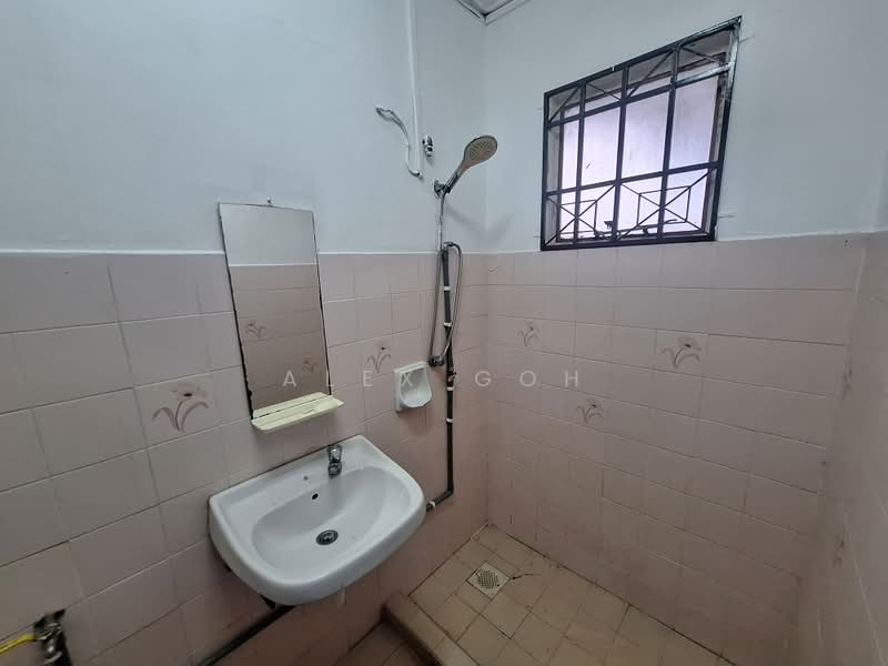 Apartment for Sale at Winner Court B - Alex Goh - Bathroom - PropertyGuru.com.my